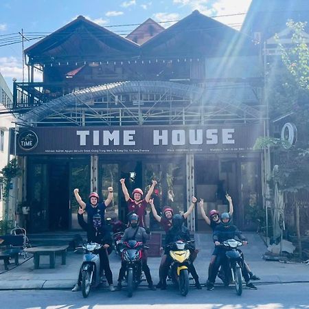 Time House - Tours & Motorbikes Rental Ha Giang Exterior foto